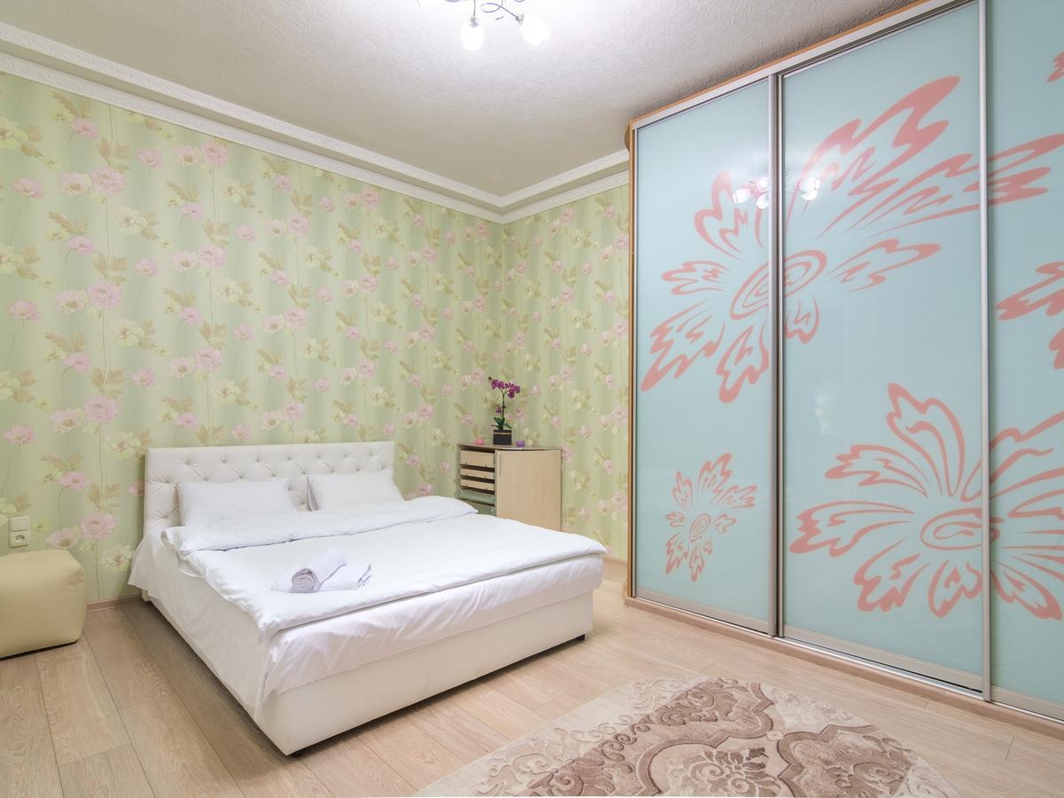 Panorama Apartment Харков Екстериор снимка